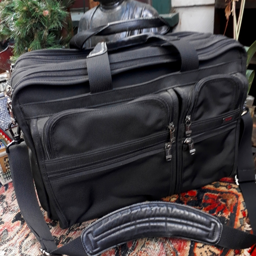TUMI Expandable Organizer Laptop Briefcase